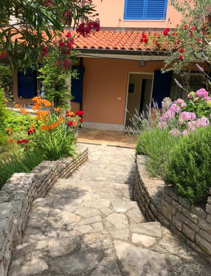 Goga Apartments Pula Luaran gambar